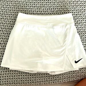 Nike Tennis Skirt with built in shorts XS